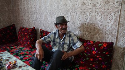 "Як наче тут родились і виросли": історія родини турків-месхетинців, яка понад 30 років живе на Сумщині "Як наче тут родились і виросли": історія родини турків-месхетинців, яка понад 30 років живе на Сумщині