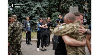 Запалив не одну сотню сердець: у Черкасах попрощалися з координатором "Поклику Яру" Запалив не одну сотню сердець: у Черкасах попрощалися з координатором "Поклику Яру"