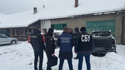 25-річного закарпатця підозрюють у продажі гуманітарної допомоги