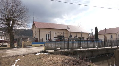 На Прикарпатті через канал Золотолипської ГЕС риба не може потрапити в річку На Прикарпатті через канал Золотолипської ГЕС риба не може потрапити в річку