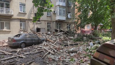 В будинок влучання в Сумах В будинок влучання в Сумах