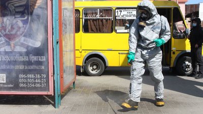 За добу рятувальники Херсонщини продезінфікували 80 об'єктів інфраструктури