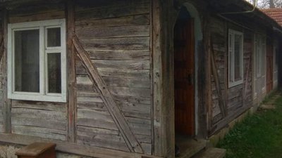 На Прикарпатті чоловік сокирою вбив товариша На Прикарпатті чоловік сокирою вбив товариша