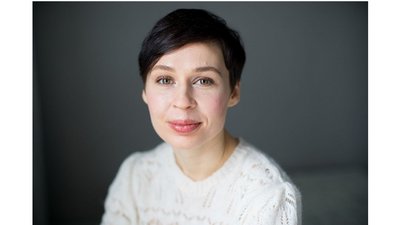 "Саме тому, що ми знаємо ким ми є, ми можемо себе захищати": говоримо про війну з письменницею Софією Андрухович "Саме тому, що ми знаємо ким ми є, ми можемо себе захищати": говоримо про війну з письменницею Софією Андрухович