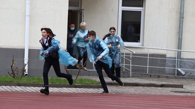 Із пострілами та пораненим: в одеській школі влаштували антитерористичні навчання