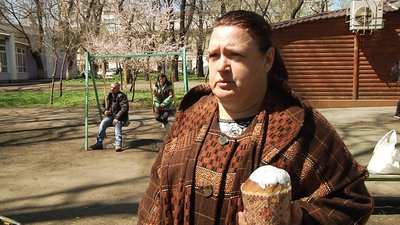 В Одесі відвідувачі клубу "Шанс" спекли великодні паски для дітей з інвалідністю В Одесі відвідувачі клубу "Шанс" спекли великодні паски для дітей з інвалідністю