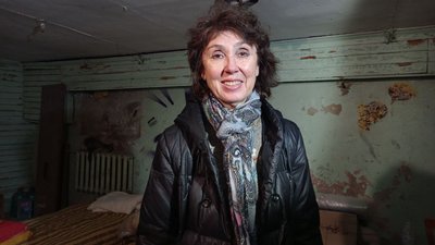 Як у Запоріжжі відновлюють оселі після обстрілів Як у Запоріжжі відновлюють оселі після обстрілів