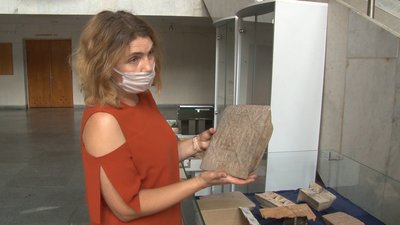 Пічні кахлі, яким понад чотири століття, можна побачити в черкаському музеї Пічні кахлі, яким понад чотири століття, можна побачити в черкаському музеї