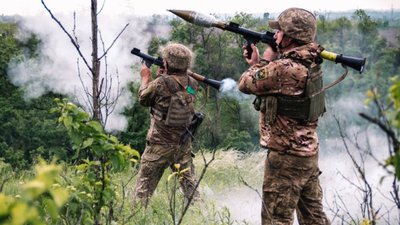 Як військові одеської бригади б’ють по позиціях РФ на Донбасі. СУСПІЛЬНЕ| ВІДЕОНОВИНИ