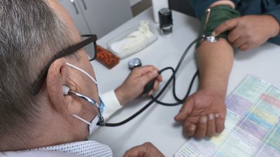23 щеплення за день: як вакцинують в сільській амбулаторії на Черкащині 23 щеплення за день: як вакцинують в сільській амбулаторії на Черкащині