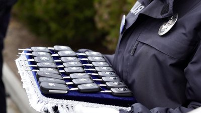 На Вінниччині поліцейські офіцери громади отримали ключі від службових авто На Вінниччині поліцейські офіцери громади отримали ключі від службових авто
