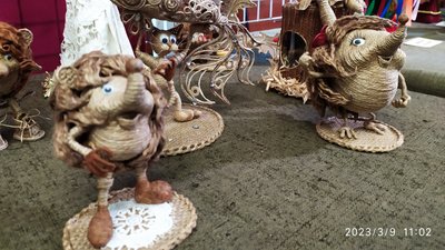 Їжачки з джгута майстрині Тетяни Нарижнєвої (м. Старокостянтинів). Їжачки з джгута майстрині Тетяни Нарижнєвої (м. Старокостянтинів).