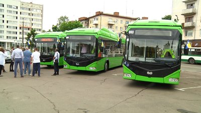 У Житомирі цього тижня почнуть курсувати 5 нових тролейбусів