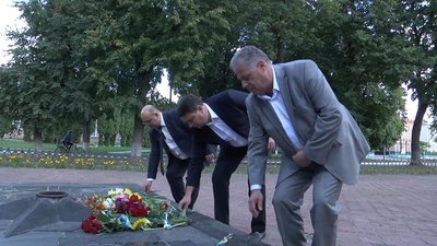 Вшанували захисників, що загинули під час Другої світової війни. Вшанували захисників, що загинули під час Другої світової війни.