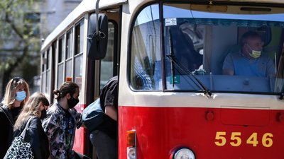 Тепло, сухо, чисто: яких норм має дотримуватися громадський транспорт країни. Пояснює експерт
