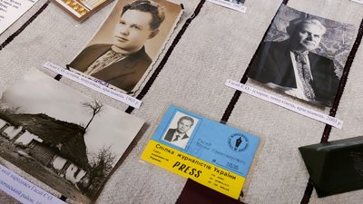 "Повертав імена із забуття": в Тернополі діє виставка, присвячена Єфрему Гасаю "Повертав імена із забуття": в Тернополі діє виставка, присвячена Єфрему Гасаю