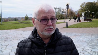 У Чернігові попрощалися з сержантом Володимиром Суслом, який загинув поблизу Бахмута У Чернігові попрощалися з сержантом Володимиром Суслом, який загинув поблизу Бахмута