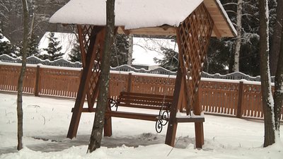 На Житомирщині у лісі поблизу села Городниця облаштували новий рекреаційний пункт На Житомирщині у лісі поблизу села Городниця облаштували новий рекреаційний пункт