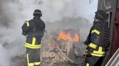 Пожежа, обстріли Херсонщини, рятувальники