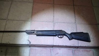 У Рубіжному 17-річний хлопець поранив підлітка з пневматичної рушниці