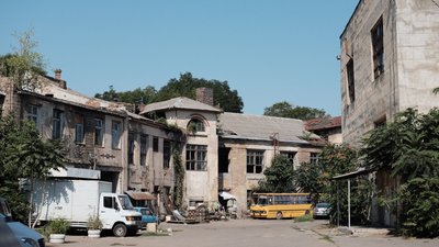 Не працював 20 років: в Одесі комп'ютерній компанії продали контрольний пакет заводу "Оріон"