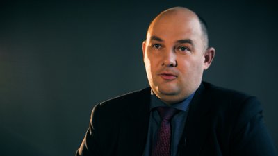 історик Володимир Старка історик Володимир Старка