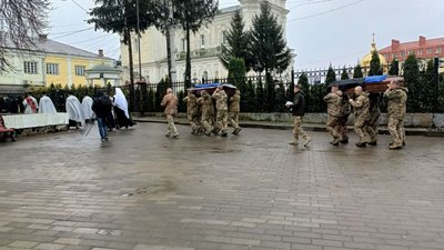 У Луцьку попрощалися з загиблими Романом Наумиком і Сергієм Федіним