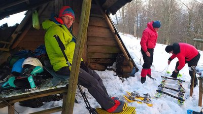 За добу в Карпатах травмувалося двоє туристів За добу в Карпатах травмувалося двоє туристів