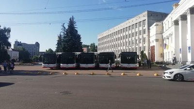 Житомир отримав п’ять автобусів із Німеччини Житомир отримав п’ять автобусів із Німеччини
