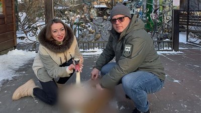Птах на карантині: на Волині врятували лебедя Птах на карантині: на Волині врятували лебедя