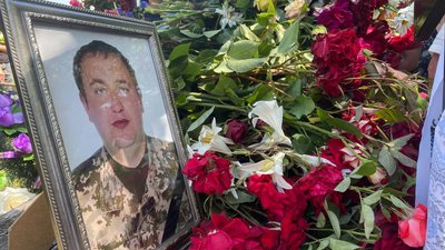 Портрет загиблого воїна Іллі Плєшакова Портрет загиблого воїна Іллі Плєшакова