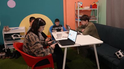 Херсон діти кімната пункт незламності спільно Херсон діти кімната пункт незламності спільно