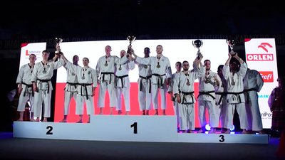 чемпіони чемпіони