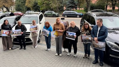 Учасники пікету під Львівською ОВА, 25 вересня 2026 року