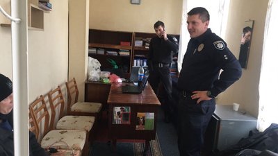 Бюлетені Бюлетені