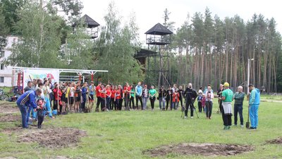 Черкаські спортсмени відзначили завершення карантину садінням дерев