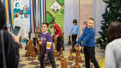 У Житомирі вперше у форматі онлайн пройшов шаховий турнір "Чемпіонат міста Житомира-2020" У Житомирі вперше у форматі онлайн пройшов шаховий турнір "Чемпіонат міста Житомира-2020"