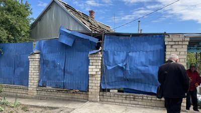 Херсон, обстріли, пошкоджені будинки Херсон, обстріли, пошкоджені будинки