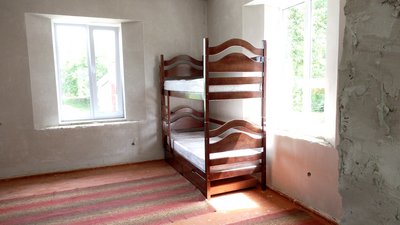 На Рівненщині облаштовують центр безпеки з місцями тимчасового проживання для переселенців На Рівненщині облаштовують центр безпеки з місцями тимчасового проживання для переселенців