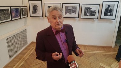 Фотовиставку журналіста Василя Бурми репрезентували у Тернополі Фотовиставку журналіста Василя Бурми репрезентували у Тернополі