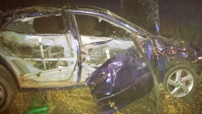 Автівка злетіла у кювет: на Черкащині в ДТП загинула 16-річна дівчина