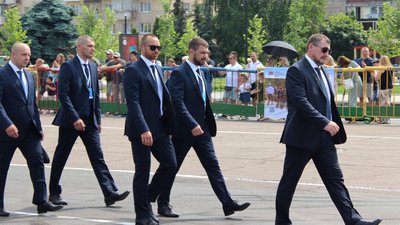 Бої та екстремальне водіння: у Черкасах стартував Чемпіонат світу серед тілоохоронців Бої та екстремальне водіння: у Черкасах стартував Чемпіонат світу серед тілоохоронців