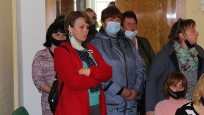 На Житомирщині у Чуднівській громаді понизили ступінь та перейменували п’ять сільських шкіл На Житомирщині у Чуднівській громаді понизили ступінь та перейменували п’ять сільських шкіл