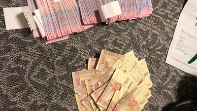 Поліція затримали підозрюваних у підриві відділення Ощадбанку Поліція затримали підозрюваних у підриві відділення Ощадбанку