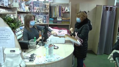 COVID-патрулі перевірили, чи дотримуються херсонці маскового режиму у громадських місцях
