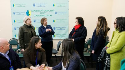 Для військових та переселенців: на Харківщині планують відкрити центри психологічної допомоги Для військових та переселенців: на Харківщині планують відкрити центри психологічної допомоги