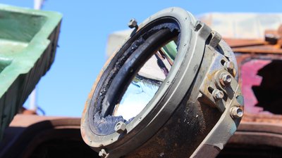 У Харкові розгорнули дві виставки зі спаленою російською технікою У Харкові розгорнули дві виставки зі спаленою російською технікою