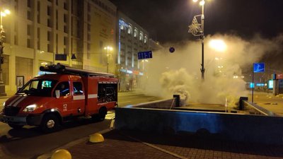 У центрі Києва 80 будинків лишилися без світла через підземну пожежу – Кличко
