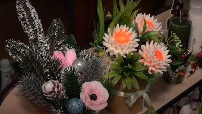 Створює квіти з мила. Черкащанка Тетяна Шостопаль