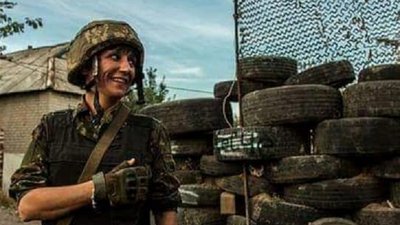 Ольга Нікішина в зоні проведення операції Об’єднаних сил Ольга Нікішина в зоні проведення операції Об’єднаних сил